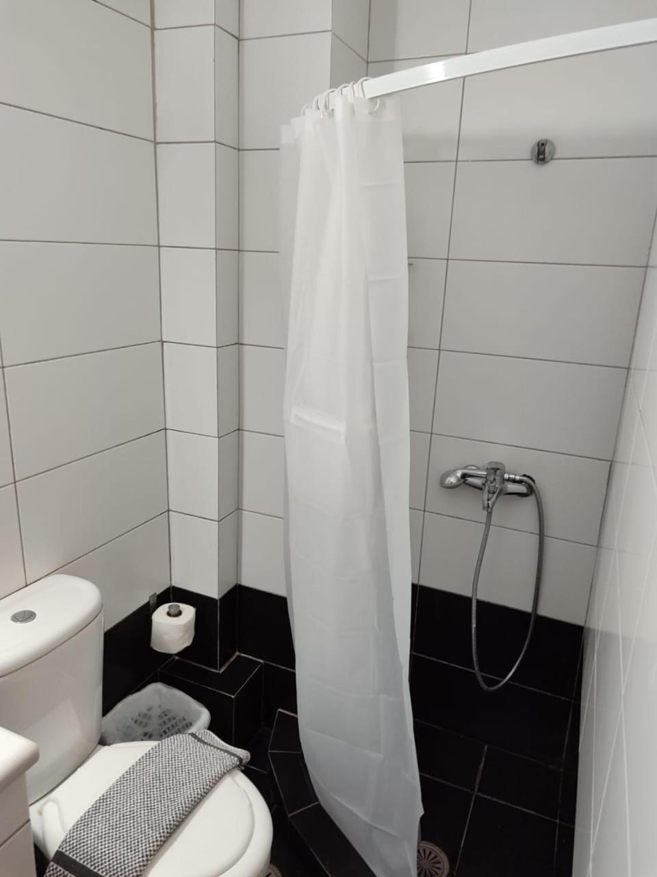 Adam Apartments Saranda Zewnętrze zdjęcie